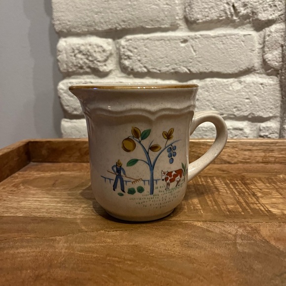 International China Heartland Creamer, 4-Inch, Vintage Stoneware, Japan - Picture 1 of 5